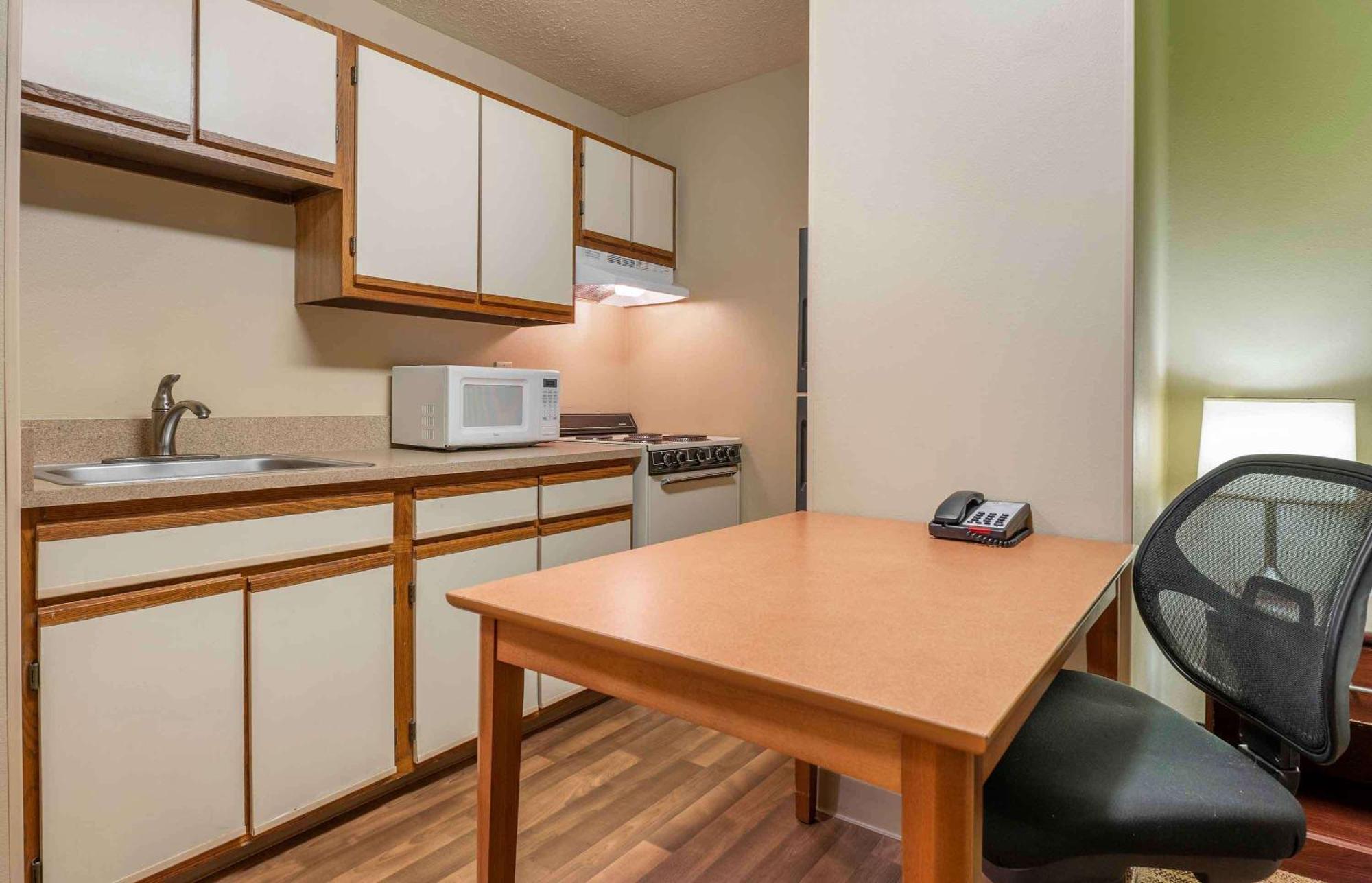 Extended Stay America Select Suites - Indianapolis - North - Carmel Extérieur photo